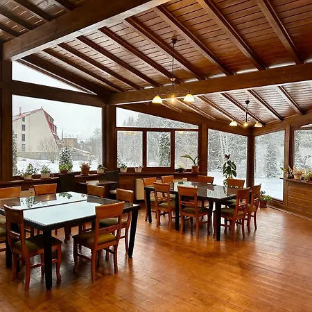 Guest house Pensiunea Rasnoava